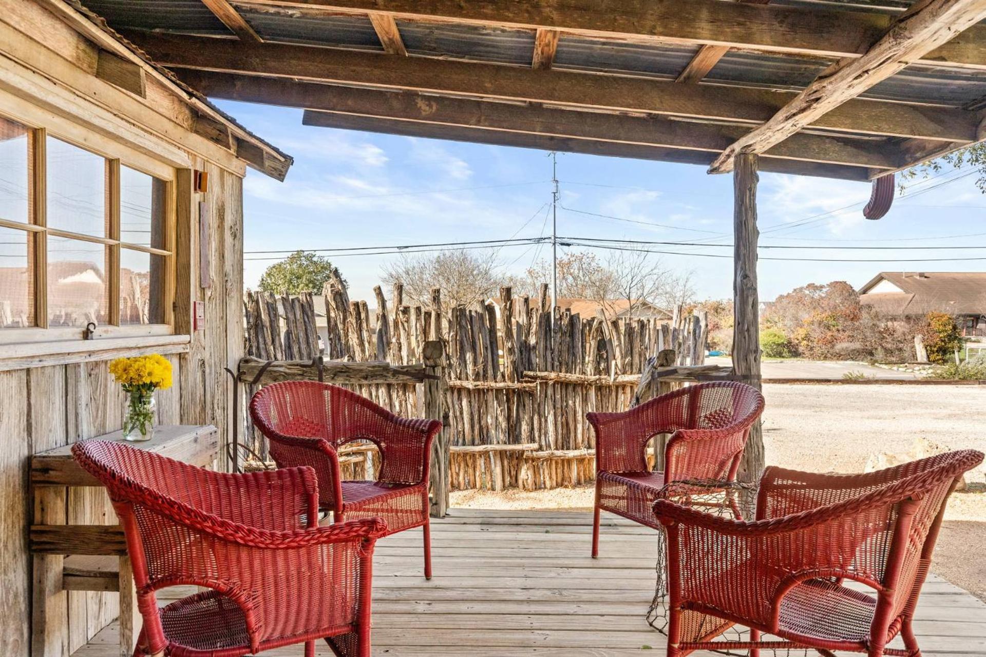 #6 The Root Cellar At Garrison In Gruene Βίλα New Braunfels Εξωτερικό φωτογραφία