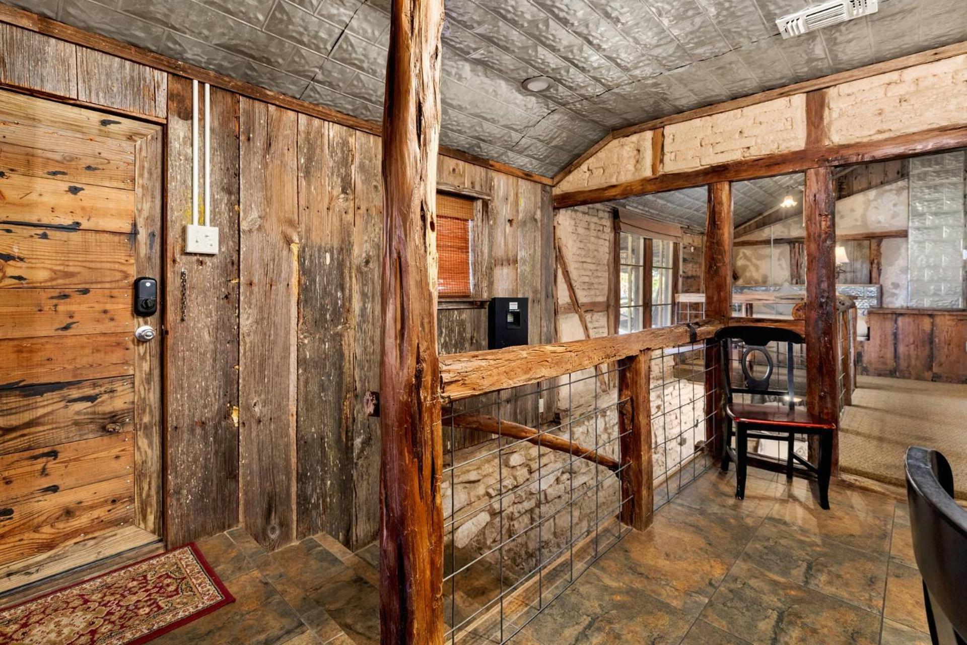 #6 The Root Cellar At Garrison In Gruene Βίλα New Braunfels Εξωτερικό φωτογραφία